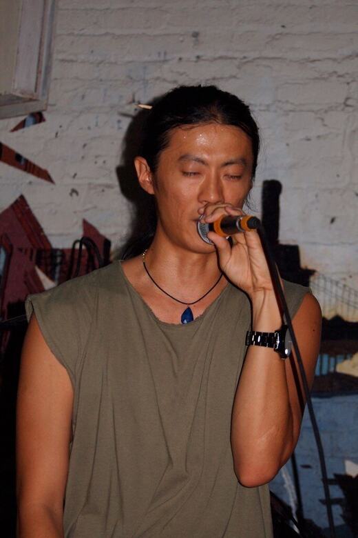 Shing02(2011年9月、ニューヨークのb.p.m.でのライブ)
